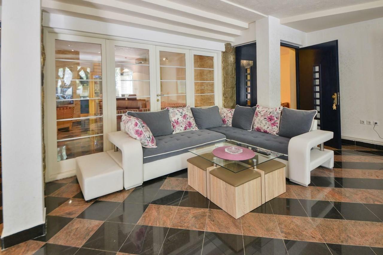 Villa Montenegro Budva Bagian luar foto
