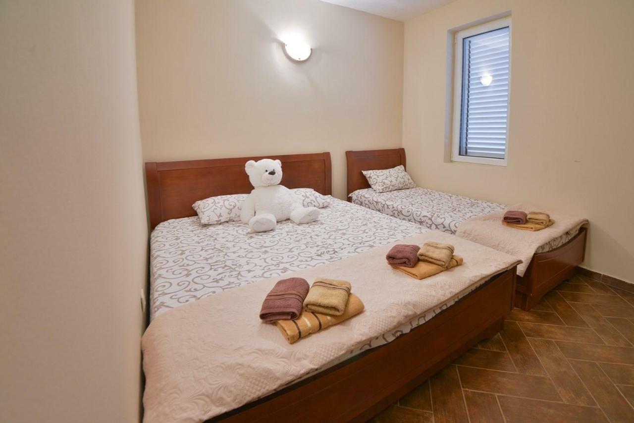 Villa Montenegro Budva Bagian luar foto